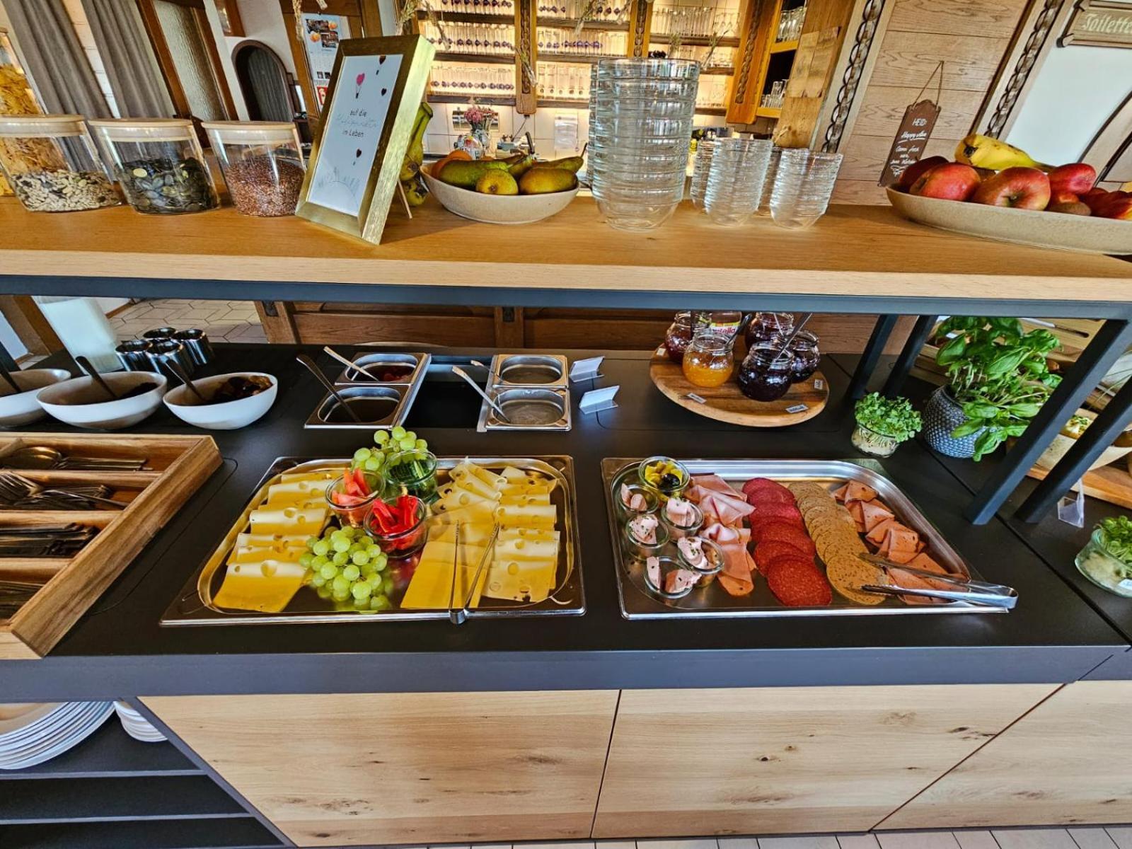 Thyrnau Cafe Zum Toni酒店 外观 照片