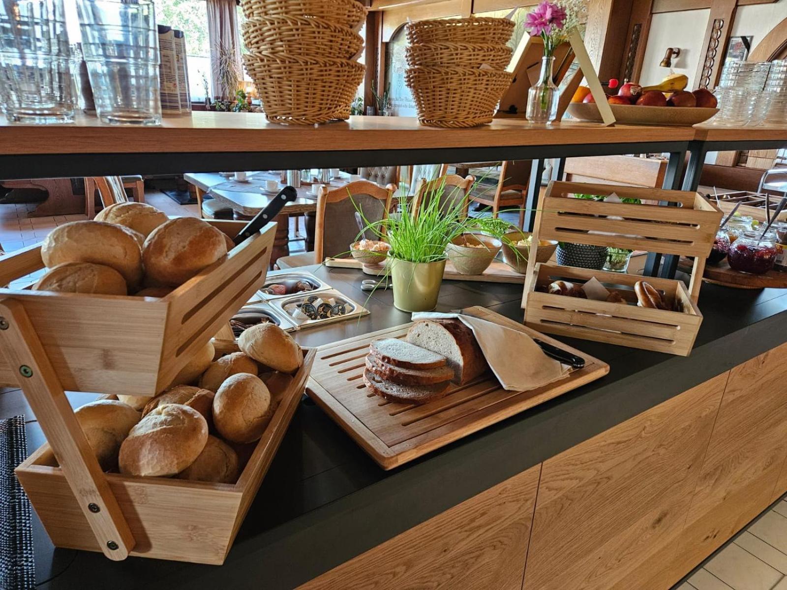 Thyrnau Cafe Zum Toni酒店 外观 照片